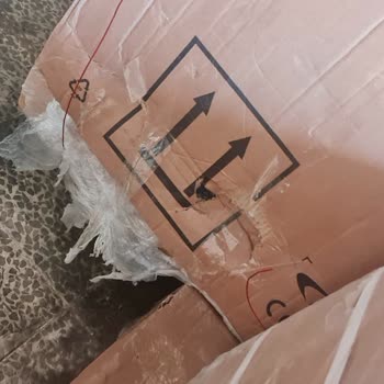 Aras Kargo Hasarlı Şekilde Giden Kargoma Tutanak Tutturamıyorum