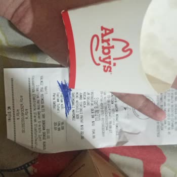 Arbys'ten Aldığım Menüde Verilmeyen Patates İçin Ekstra Ücret Ödetildi