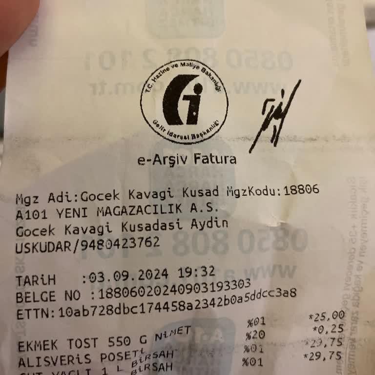 A101 Tarihi Geçmiş Bozuk Ürünler Satıyor
