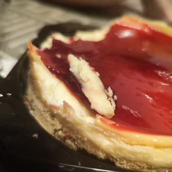 Özsüt Frambuazlı Değil Kıllı Cheesecake