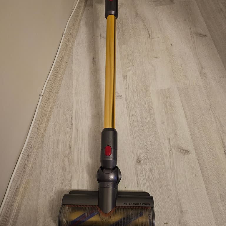 Dyson V15 Süpürge Borusu Sorunu Ve Uzayan Çözüm Süreci