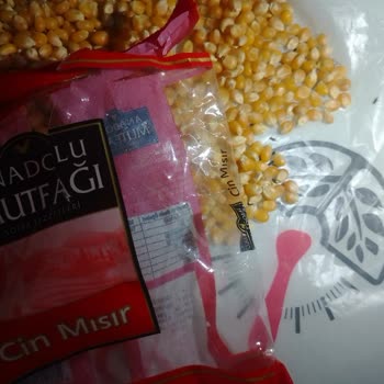 Şok Marketler Şok Marketten Aldığım Cin Mısırının İçerisi Canlı Böcek Dolu