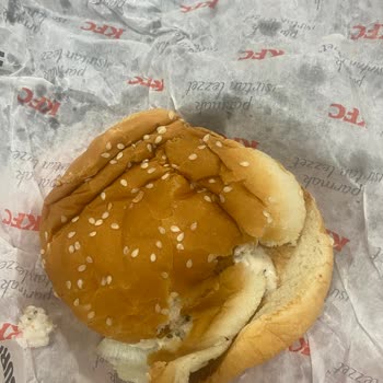 Beşiktaş KFC'de Hayal Kırıklığı: Yanık Patatesler Ve Kötü Hizmet