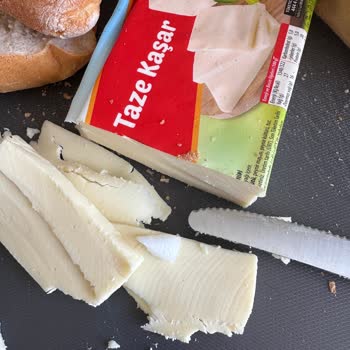 Ekici Peynir Ekici Kaşar Peynirinden Plastik Parça Çıktı