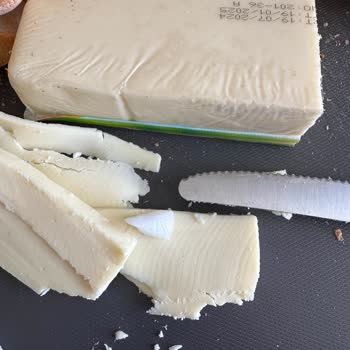 Ekici Peynir Ekici Kaşar Peynirinden Plastik Parça Çıktı