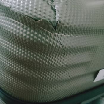 Ajet Hava Yolları İle Kırık Valiz Ve Koltuk Sorunu