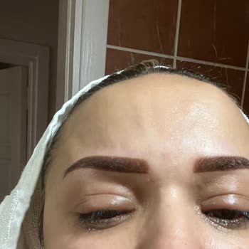 Sinem Karakaş Makeup Studio Kalıcı Kaş Uygulaması Deneyimi