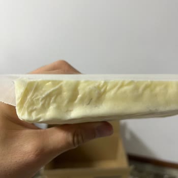Migros Hemen Uygulamasından Peynir Aldım Kapalı Paket İçinde Kıl Çıktı