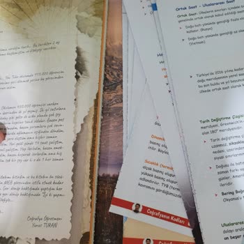 Kr Akademi Kitabı Sayfalar Tek Tek Kopuyor.