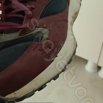 Kinetix Spor Ayakkabı Üretim Hatası!
