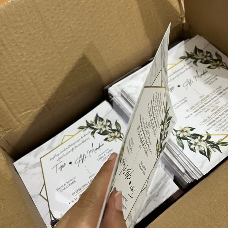 Moda Davetiye Pişmanlıktır! Kalitesiz Davetiye