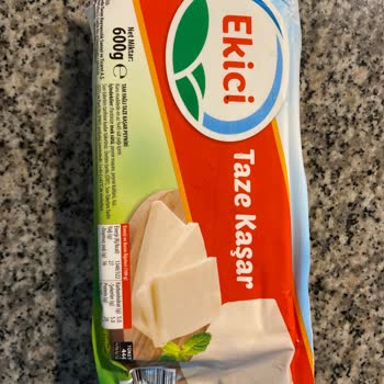 Ekici Kaşar Peyniri Pul Pul Dağılıyor