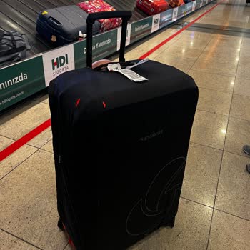 Luggage Protector Torn During Qatar Airways Flight and No Response from Customer Service