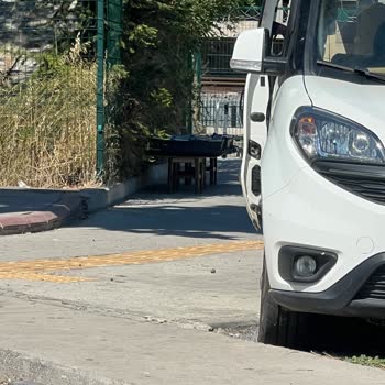 Kartal Belediyesi Ve Zabıta Ekipleri Görevini Yapmıyor