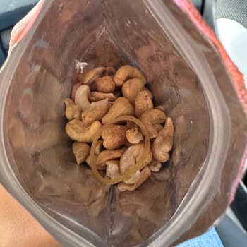 Fropie Marka Kuruyemişten Lastik Çıktı