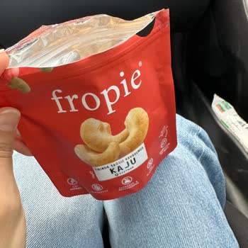 Fropie Marka Kuruyemişten Lastik Çıktı