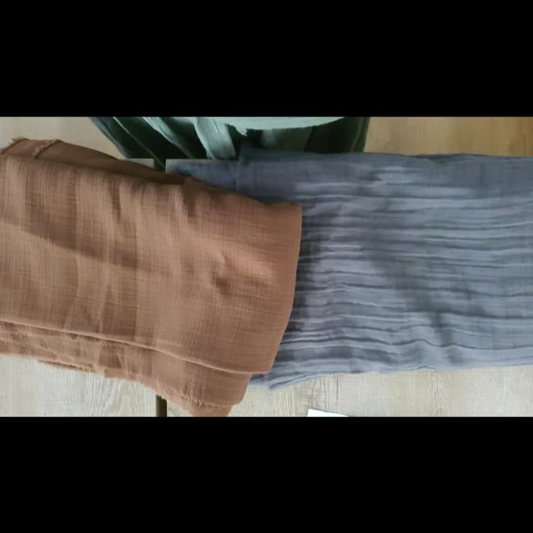 İntaşlar Müslin Kumaş Alakasız Renkler Ve Kalitesizlik