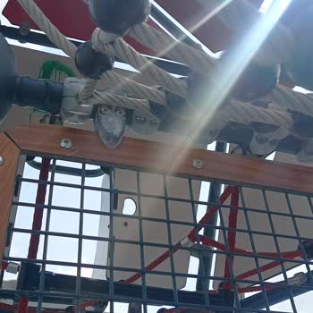 Arnavutköy Belediyesi Arnavutköy De Park Sorunları Çocuklarımızı Oynatmaya Korkuyoruz