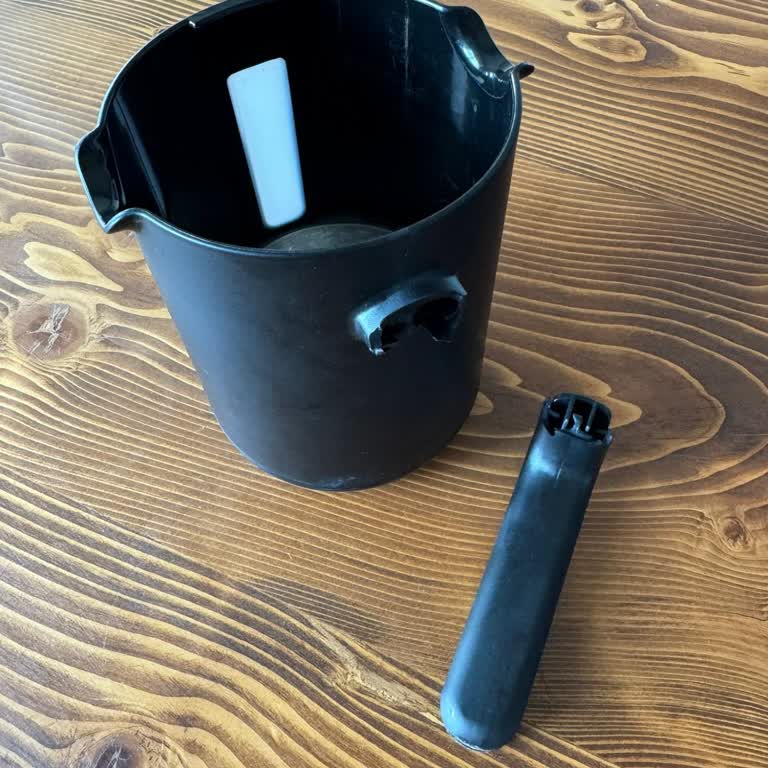 Karaca Züccaciye Karaca Hatır Köz Cezve Kulp Kırıldı