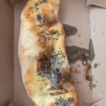 Domino's Pizza Sarımsaklı Ekmek Hayal Kırıklığı!