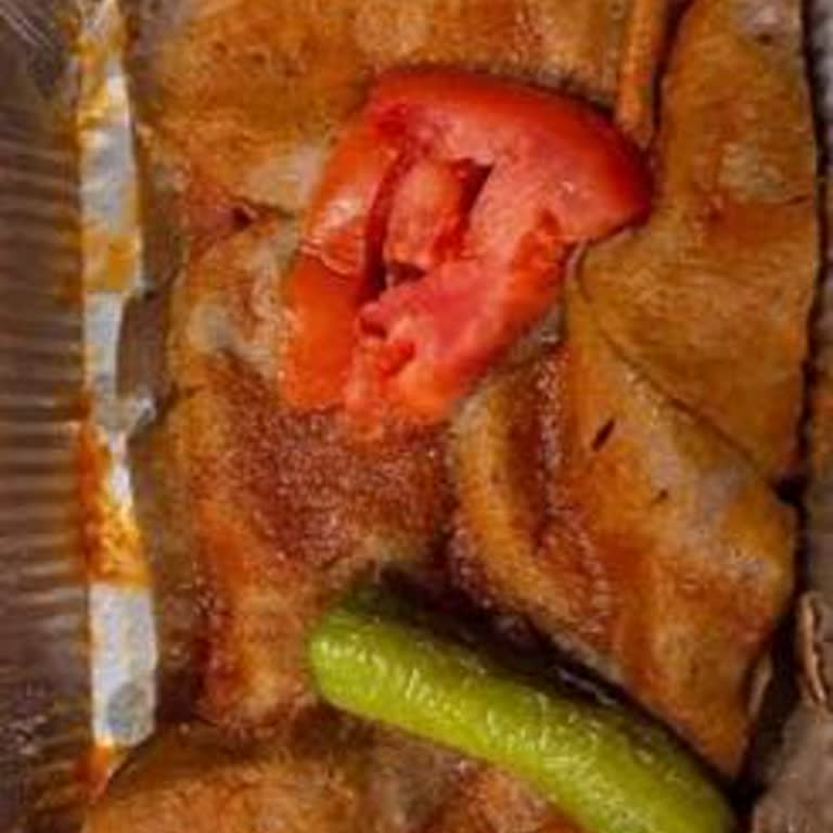 HD İskender Ayıp Etti, Yemekten Kıl Çıktı