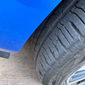 Continental 2023 Ecocontact 6 Seri Lastikler Parçalanıyor