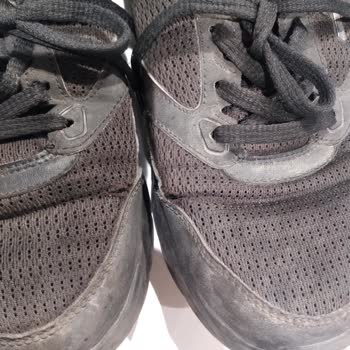 Skechers Spor Ayakkabı Ürün Kalitesizliği.