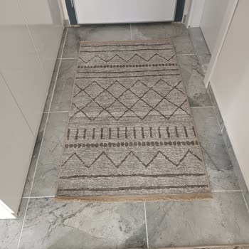 A101 Üçlü Yatak Odası Halısı İkili Eksik Çıkmıştır