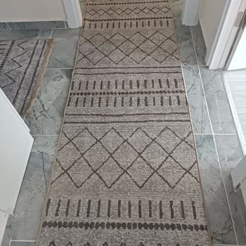 A101 Üçlü Yatak Odası Halısı İkili Eksik Çıkmıştır