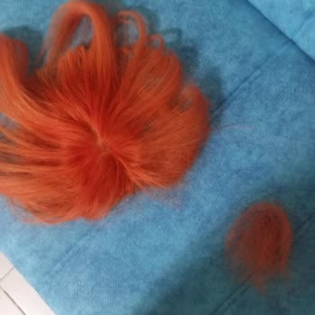 Perukhane Suzan Kuaför S**** P**** Aldığım Tepelikte Saç Kalmadı Paramın İadesini İstiyorum