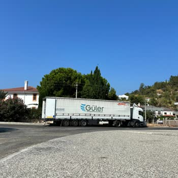 Marmaris Belediyesi Mahalle, TIR'LARIN Otoparkı Oldu.