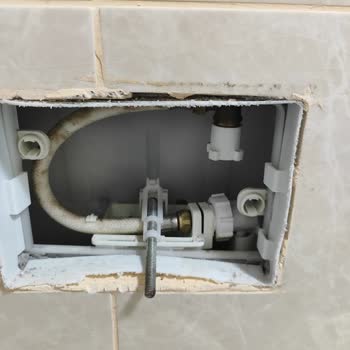 Visam Gömme Rezervuar Aparatı Sık Sık Takılıyor.