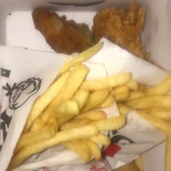 KFC Ürünü Eksik Ve Özensiz Göndermesi!