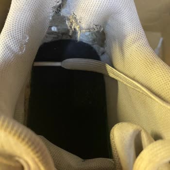 FLO Ayakkabılarımı Değiştirmiyor