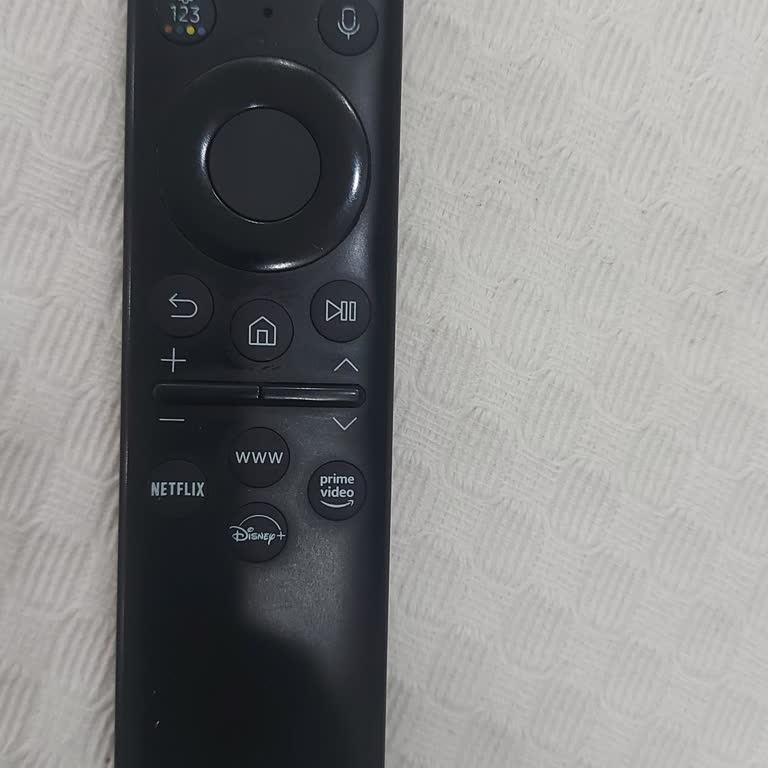 Samsung Kumanda Şarjda Kalıyor