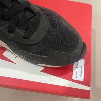 Aldığım Nike Ayakkabı Açılma Yaptı Ve Karşılayamayacaklarını Söylediler