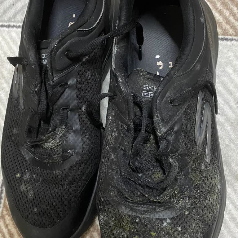 Skechers İncelemeden Küflü Gelen Ayakkabı