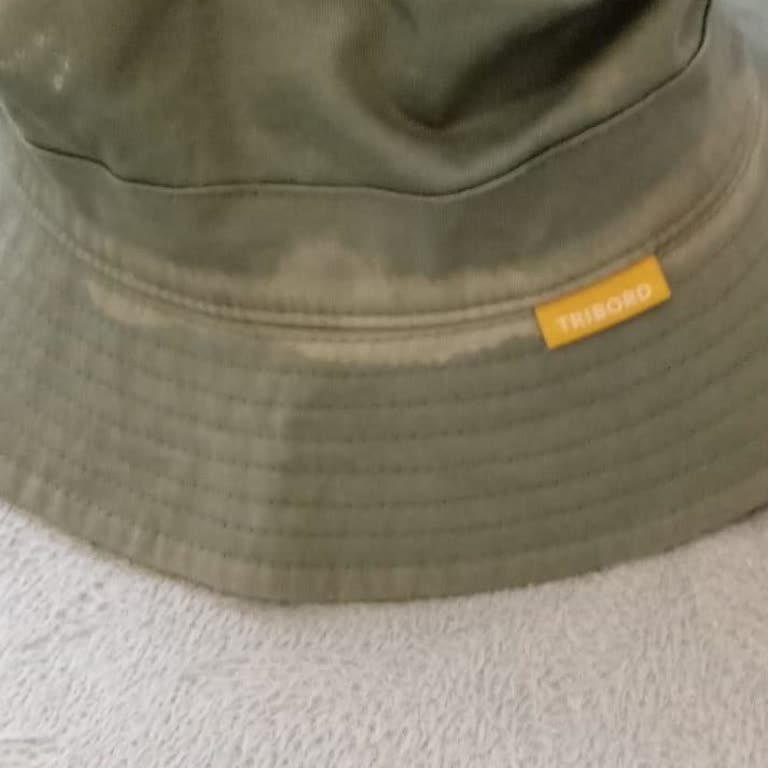 Decathlon Alındıktan Kısa Bir Süre Sonra Terden Rengi Solan Şapkam