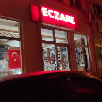 Türk Eczacılar Birliği Nöbetçi Olmasına Rağmen Dükkan Kapatmaları