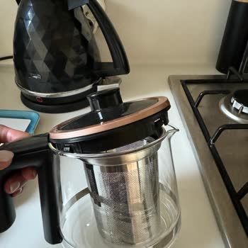 Yanlış Renk ve Yavaş Hizmet: Arçelik Çay Makinesi Mağduriyeti