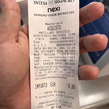SunExpress Hava Yolları Havalimanında Biniş Kartı İçin Yolcuya Ek Ücret Ödetilmesi