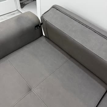 Ergül Mobilya Koltuklarında Kumaşlarda Renk Solması Mevcut