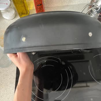 Leggno Tencerenin 5 Ayda Sapı Koptu, Servis Hizmeti Yok