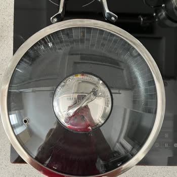 Leggno Tencerenin 5 Ayda Sapı Koptu, Servis Hizmeti Yok