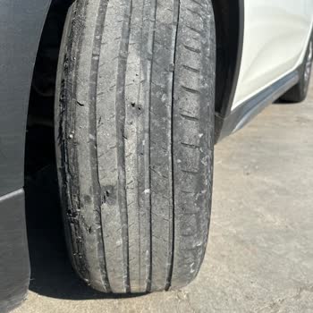 Enterprise Lastik Arızasıyla Yolda Kaldık