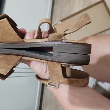 Elle Ayakkabı Sandalet Onarımı Ve Müşteri Hizmetleri Sorunu