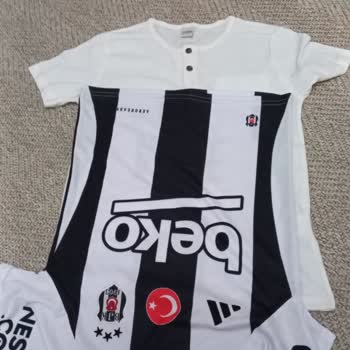 Biforma (Instagram: Bir. Formaa) Gelen Beden Yanlış
