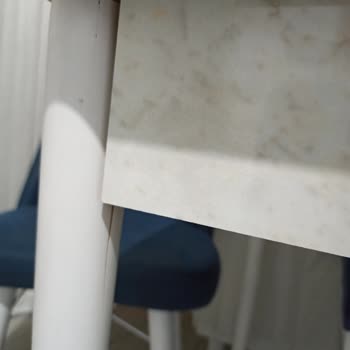 Vivense Mağdur Ediyor Masa Takımı Çöp Oldu