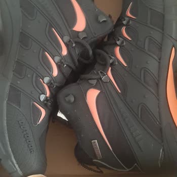 Tonny Black Daha Önceki Siparişimde De Ürünüm Kaybolmuştu!