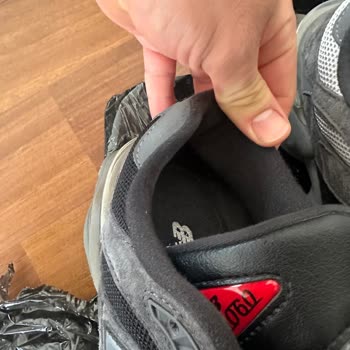 House Of SuperStep New Balance 9060 Kısa Vadede Dağıldı
